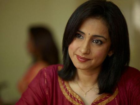 65 से ज़्यादा फिल्में....और स्टारडम 100 PERCENT....सुपर से ऊपर!