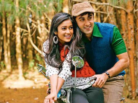 #5Years..शानदार ब्लॉकबस्टर का धमाका..थियेटर से तालियां बजाते निकले लोग !