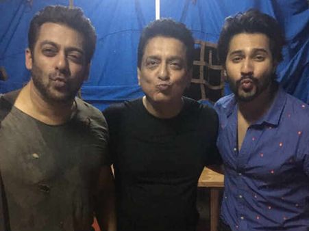 WHATT: सलमान खान ने तो हद ही कर दी...एक ही फिल्म का रीमेक....चौथी बार!