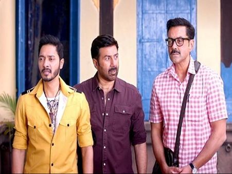 BOX OFFICE: सनी देओल गायब.. लेकिन तहलका मचा रही है ये फिल्म.. धमाकेदार कमाई!