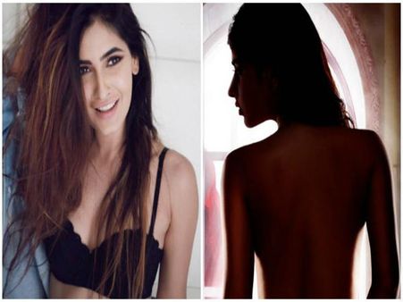 NSFW: अगर आपको सनी लियोन पॉर्न वाली अश्लील लगती हैं तो ये पोस्टर मत देखिए