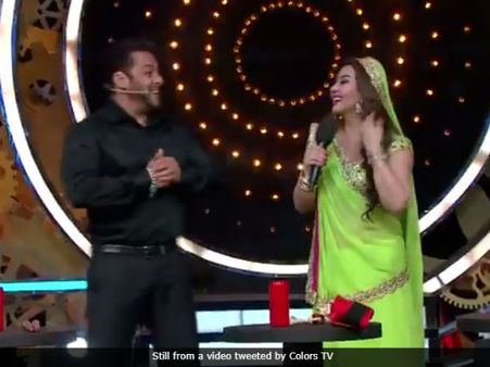 BIGG BOSS HOUSE में 'अंगूरी भाभी'..सलमान खान का धमाकेदार तड़का..वीडियो VIRAL