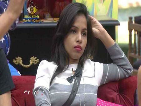 BIGG BOSS 11: ढिंचैक पूजा..घर से बाहर..जेल में एंट्री..वजह चौंका देगी..