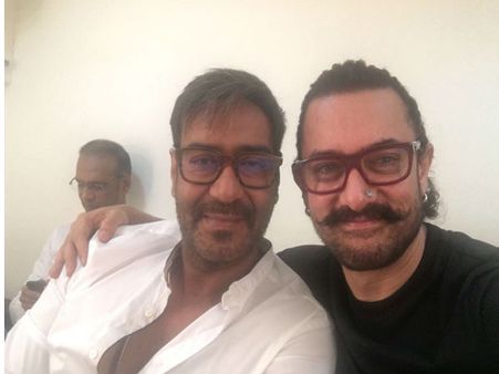 आमिर खान अजय देवगन ने कर दिया गोलमाल..कुछ इस तरह