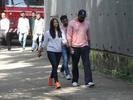 Breaking - ऐश्वर्या राय की बिल्डिंग में लगी आग..अभिषेक के साथ पहुंची मां से मिलने