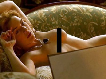 18+.. 20 साल पहले.. पूरे कपड़े उतारकर बनवाई थी पेंटिंग.. खूब हुई थी वायरल