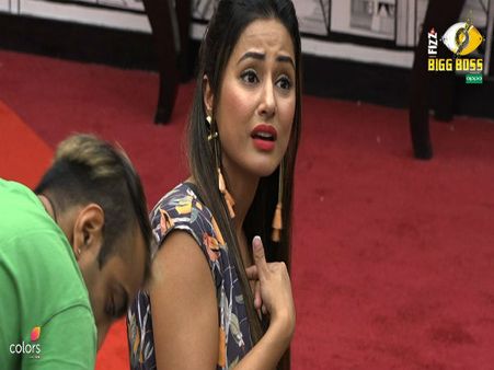 BIGG BOSS 11: हिना खान..बड़ा हादसा..इस कंटेस्टेंट ने किया हमला..SHOCK..
