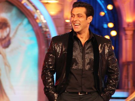 OMG..सलमान की SELFIE से ज्यादा बिका,ये सुपरस्टार,BIGG BOSS में तूफानी एंट्री