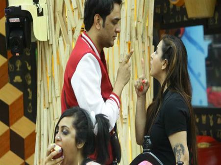 BIGG BOSS..चौंकाने वाला हादसा..टीआरपी के लिए उठाया ऐसा कदम..यकीन नहीं होगा..