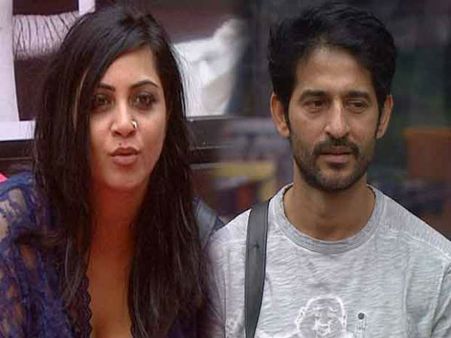BIGG BOSS..टीवी पर नहीं दिखाया गया..अर्शी और हितेन का रोमांटिक VIDEO..वायरल..