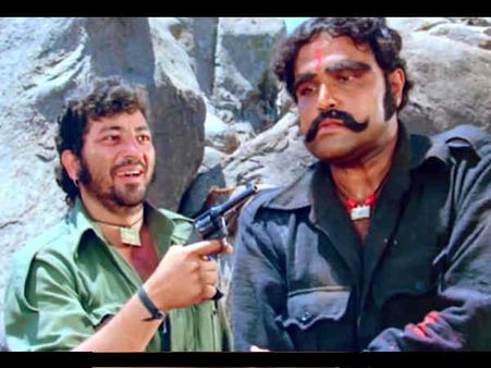 न शाहरुख न सलमान.. इस सुपरस्टार का राज.. सेट पर लेकर पहुंचे भैंस.. दिलचस्प किस्सा