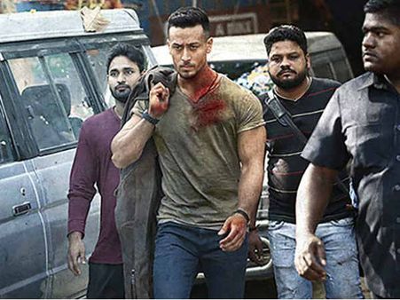 First LOOK: 'टाईगर' की पहली झलक हो गई लीक.. धमाकेदार.. सुपरहिट!