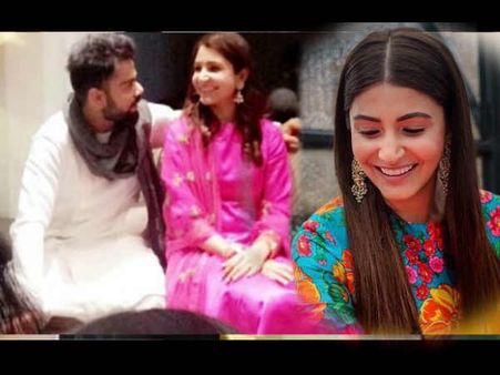 ससुराल पहुंची अनुष्का.. हनीमून के बाद देसी लुक में दिखीं.. विराट के साथ Cute Pics