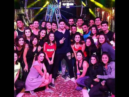 ZEE CINE AWARDS 2018... प्रियंका, कैटरीना, रणवीर जैसे सुपरस्टार जी सिने अवार्ड में लगाएंगे आग