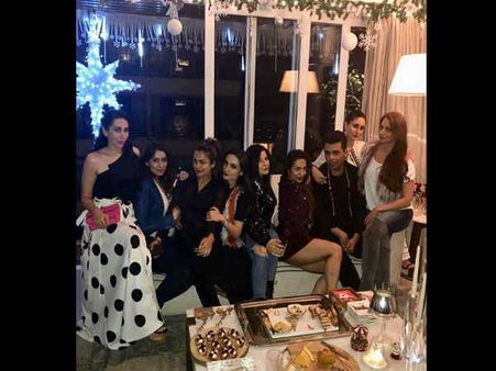 सेलिब्रेशन मूड में आए बॉलीवुड स्टार्स..क्रिसमस और नए साल का जश्न शुरु..PICS