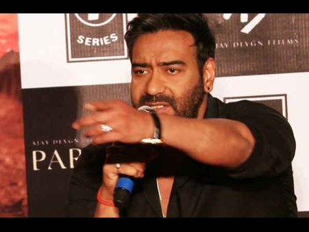 OUCH.. 'पद्मावत' विवाद की वजह से.. अजय देवगन का बड़ा नुकसान.. जानें कैसे!