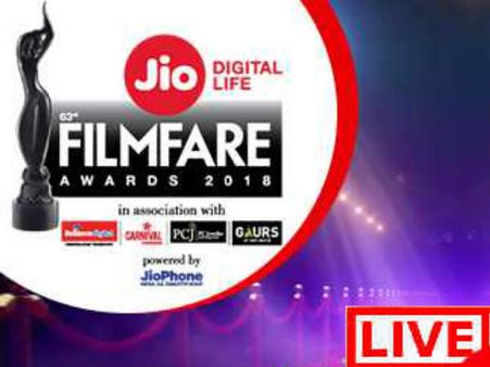 LIVE: फिल्मफेयर अवार्ड्स 2018....अवार्ड पक्का है, इसलिए सबसे पहले पहुंचे ये सुपरस्टार!