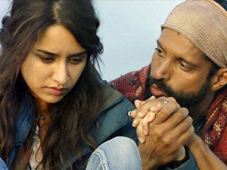 BREAKUP...फरहान अख्तर और श्रद्धा कपूर का हो गया है ब्रेकअप...ये रहा PROOF