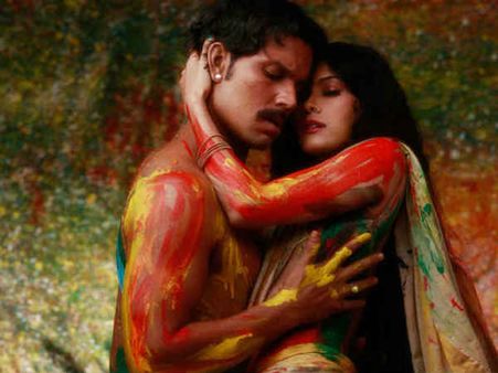 NSFW: एक्ट्रेस ने दिए न्यूड S*X सीन.. हो गए LEAK.. अकेले में देखें