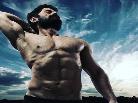Teaser: अजय देवगन को तगड़ा झटका..ब्लाॅकबस्टर पर सुपरस्टार का कब्जा..