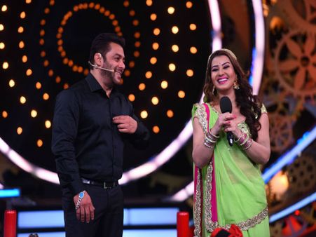OMG..शिल्पा शिंदे करेंगी BIGG BOSS होस्ट..सलमान खान को टक्कर..