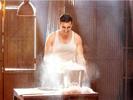 BOX OFFICE: अक्षय कुमार की पैडमैन- पहला वीकेंड- ताबड़तोड़ कलेक्शन
