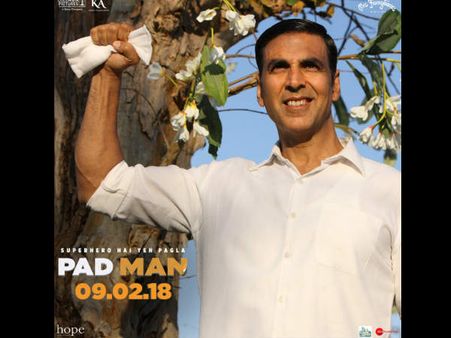 BOX OFFiCE पर ओपनिंग के साथ ही पैडमैन को झटका, करोड़ों का कलेक्शन कैसे होगा