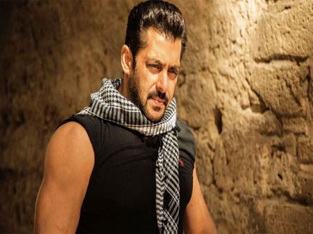 सलमान खान को झटका,ये है 500 करोड़ी ब्लॅाकबस्टर,7 जबरदस्त DHAMAKA