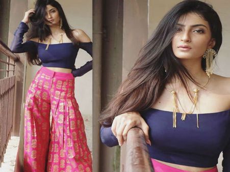 डेब्यू से पहले सुपरस्टार की बेटी की ये HOT तस्वीरें,देखते ही उड़ जायेंगे होश