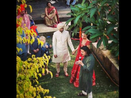 बेटी के जन्म के दो सालों बाद पूरब कोहली ने रचाई शाादी, देखें FIRST PIC