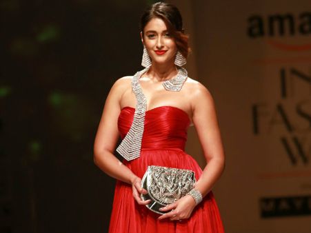 SHOCKING : इलियाना डिक्रूज ने खोला अपनी शादी का राज, फैंस को लगेगा झटका