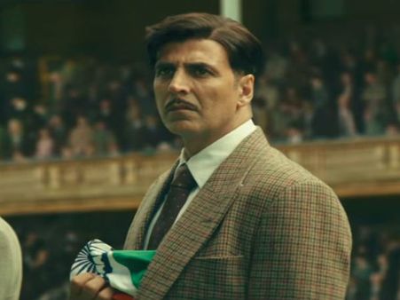 अक्षय कुमार की ब्लॅाकबस्टर एंट्री से पहले ये धमाकेदार VIDEO,आपके होश उड़ा देगा