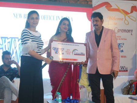 भोजपुरी कलाकारों के लिए गुड न्यूज, अब बिना मुंबई पहुंचे बन सकेंगे सुपरस्टार