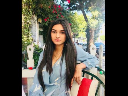 इनके आगे कैटरीना - दीपिका से लेकर नई एक्ट्रेसेस तक FAIl, बस डेब्यू का इंतजार