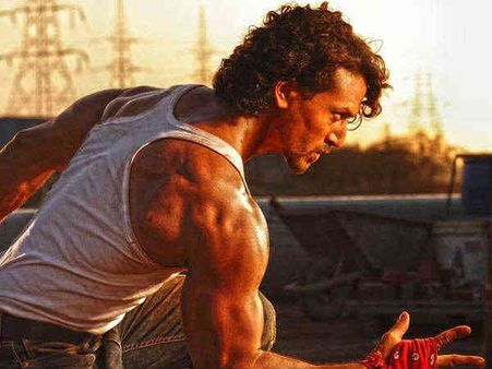 सलमान-अक्षय कुमार भूल जाओ, अब ये मचाएंगे तोड़फोड़, जानें कौन है ये एक्शन हीरो