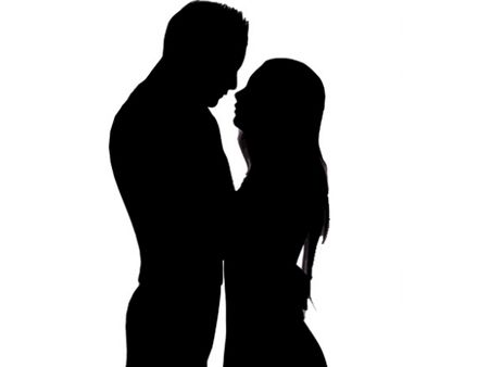 नई एक्ट्रेस के प्यार में पड़ शादीशुदा सुपरस्टार, दूसरी शादी भी तोड़ने पर तुले, चौंक जाएंगे