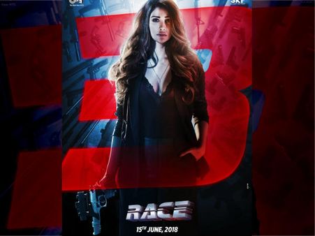 सलमान की 'रेस 3'.. नया पोस्टर रिलीज, डेजी शाह का दमदार First LOOK
