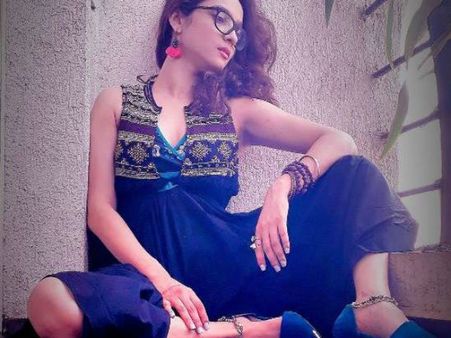 FIRST LOOK: इंतजार हुआ खत्म,5 महीने बाद सुपरस्टार का ब्लॅाकबस्टर डेब्यू