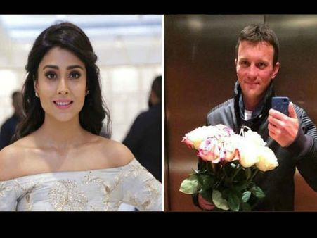 श्रेया सरन ने दिया फैन्स को सरप्राइज, रूसी ब्वॉयफ्रेंड से रचाई शादी