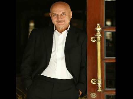 200 प्रभावशाली लेखकों में अनुपम खेर का नाम, Richtopia की लिस्ट में 6वें स्था पर