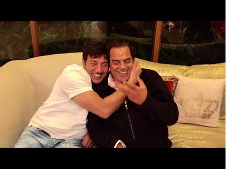 सनी देओल की Latest PICS - एकदम जबरदस्त- फिल्म रिलीज से पहले का धमाल!