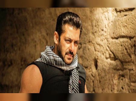 हिट एंड रन केस 2002: फिर बढ़ी सलमान की मुसीबतें, मुंबई सेशन कोर्ट ने कैंसिल किया बेलेबल वारंट