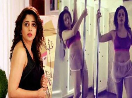 इंटरटेन पर तेजी से Viral हो रहा है ''सुपर हॅाट मैडम'' जी की ये वीडियो
