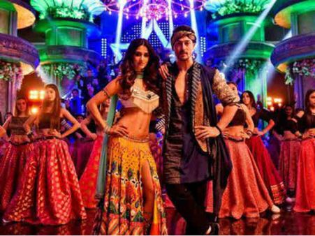 अक्षय कुमार, अजय देवगन को पार कर, ये फिल्म बन गई 2018 की दूसरी सुपरहिट