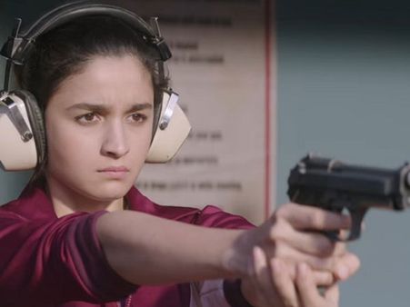 BOX OFFICE: 2018 की अगली 100 करोड़ी फिल्म.. ताबड़तोड़ कमाई.. दमदार