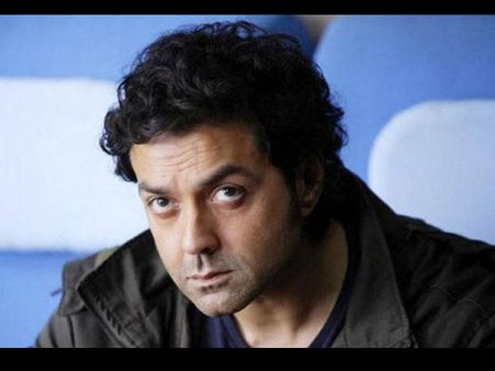 रेस 3: बॉबी देओल बोले मै ये नहीं चाहता था मेरे बच्चे मुझे Looser की तरह देखें