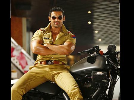 निखिल आणवाणी की बाटला हाउस में नजर आएंगे जॉन अब्राहम, सच्चे एनकाउंटर की कहानी