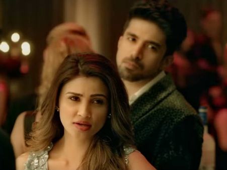 Race 3: सलमान के कहने पर बनीं Adult एक्ट्रेस, अब बुरी तरह ट्रोल, लोगों ने जमकर उड़ाया मजाक