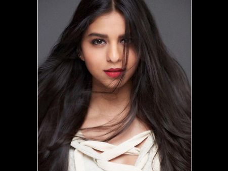 Suhana B'day: 18 साल ही हुईं शाहरुख खान की बिटिया, मिला ऐसा सरप्राइज, देखें 10 खूबसूरत तस्वीरें