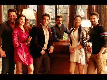 7 स्टार्स ने रिजेक्ट की Race 3, फिर सलमान और बॉबी देओल मिली फिल्म, Shocking